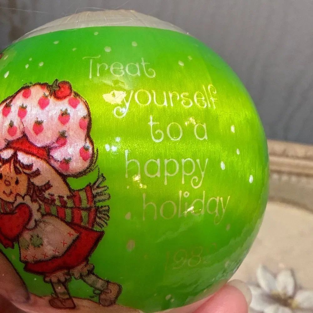 Vintage 1982 Strawberry Shortcake Satin Ornament FLAW